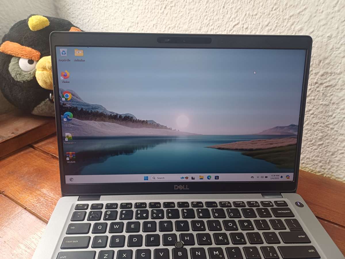 Dell Latitude 5400 core i5, 16 GB RAM . 512GB Nvme SSD, 8th Gen