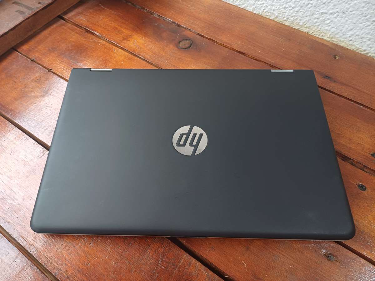 Touchscreen HP X360, 16 GB RAM . 250GB SSD 7th Gen
