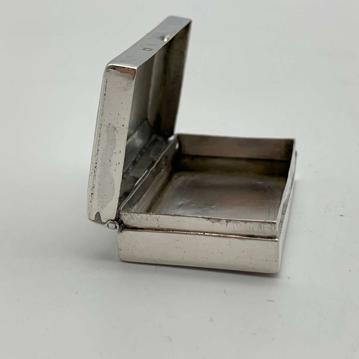 Antique Solid Silver & Enamel Trinket Box (1910) (27,4g)