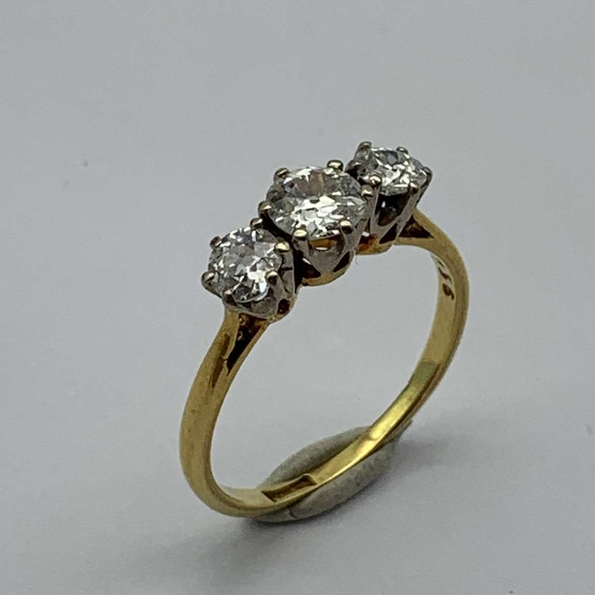 Antique 18ct Gold & Diamond Trilogy Ring