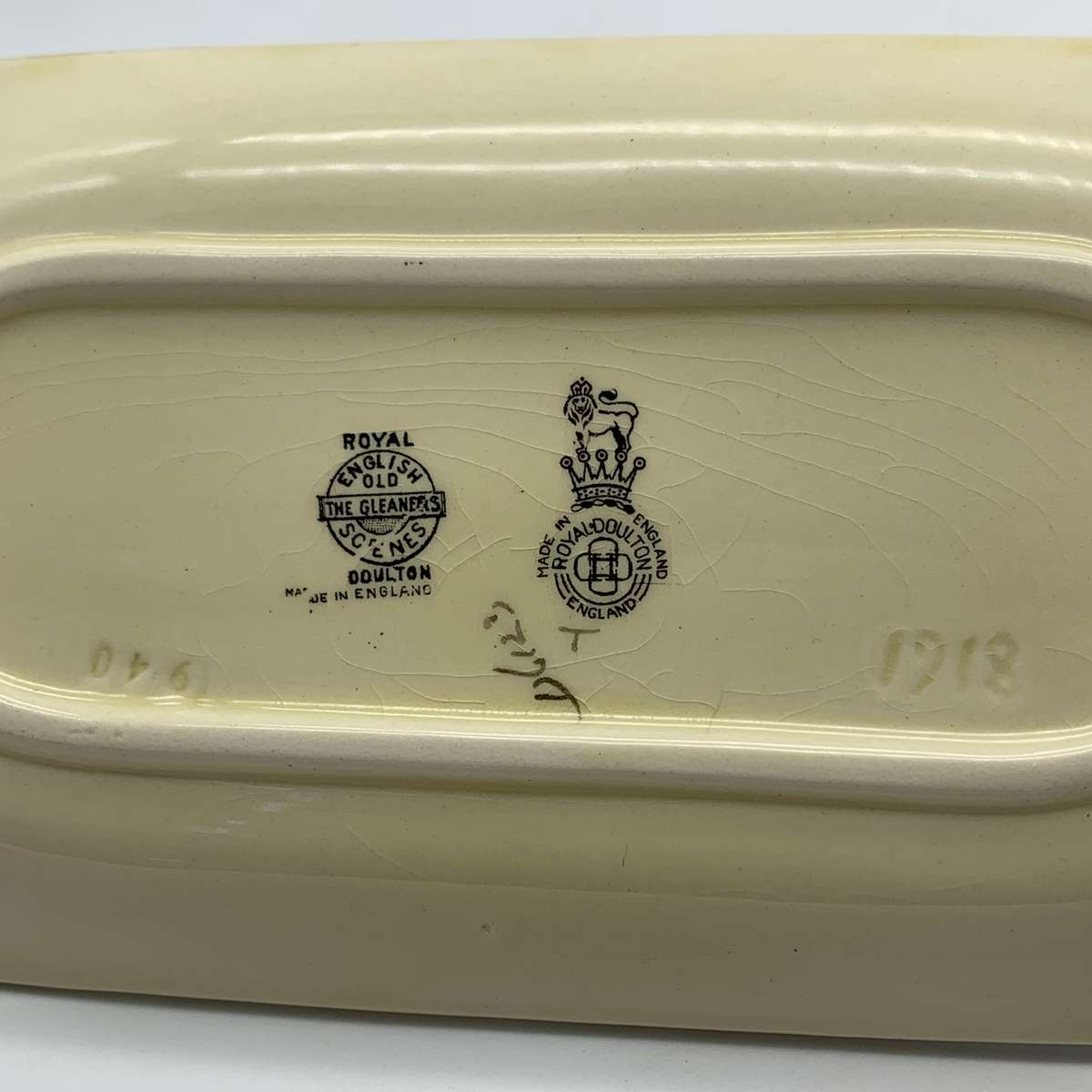 Early Royal Doulton 'The Gleaners' Trinket Dish (D6123)