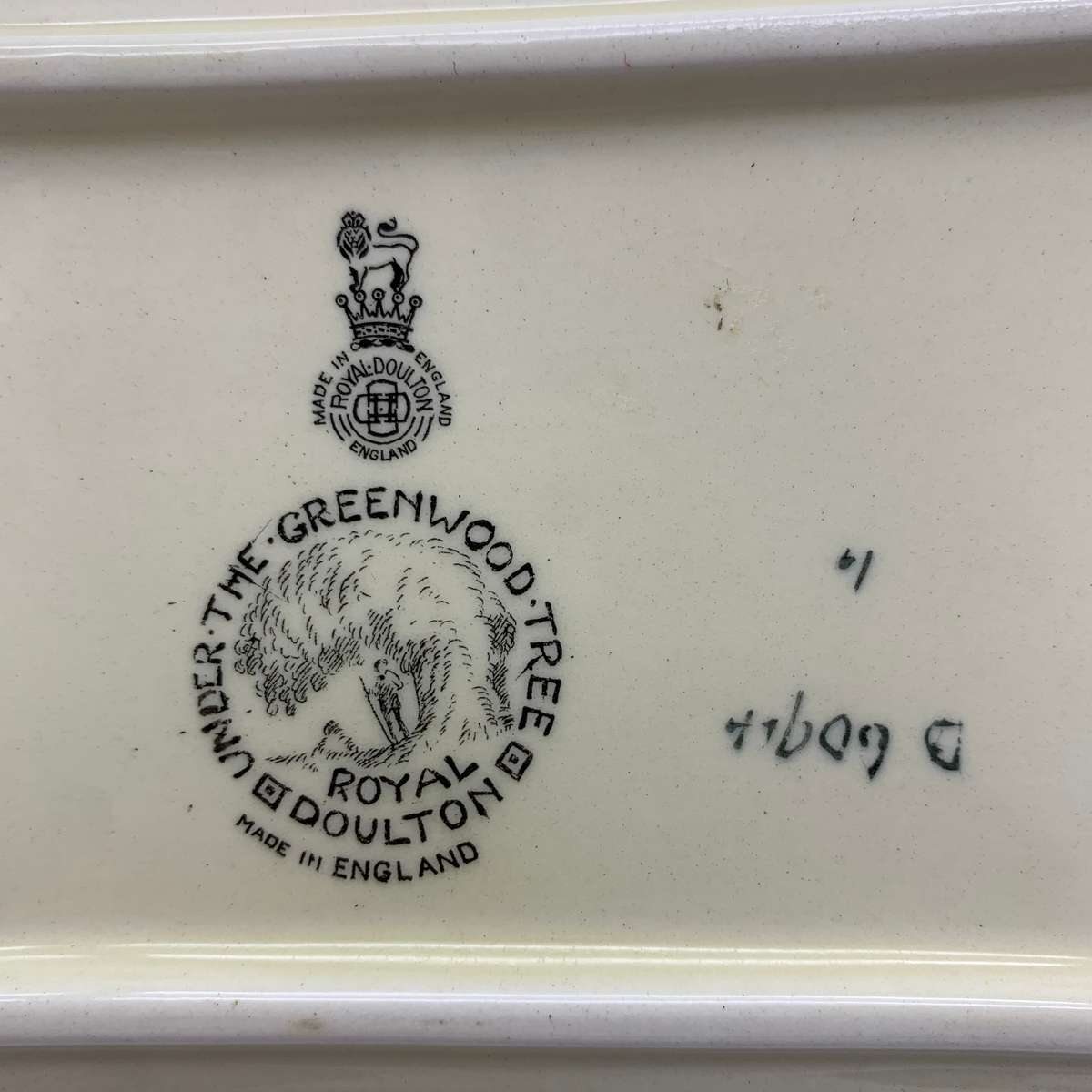 Royal Doulton 'Under the Greenwood Tree' Sandwich Tray (D6094)