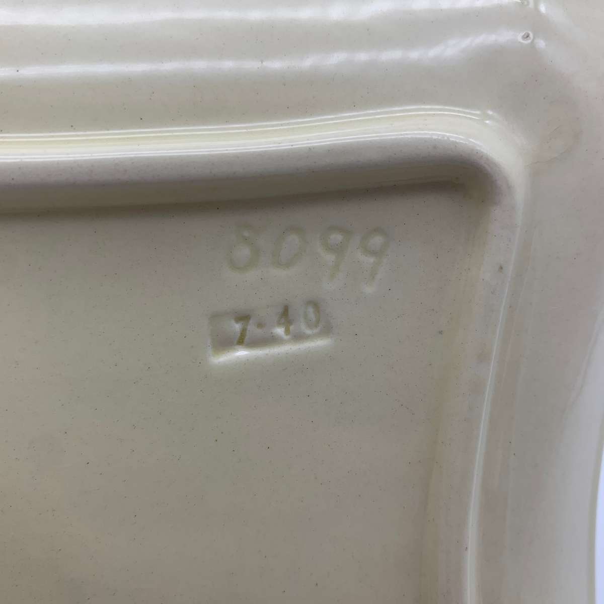 Royal Doulton 'Under the Greenwood Tree' Sandwich Tray (D6094)