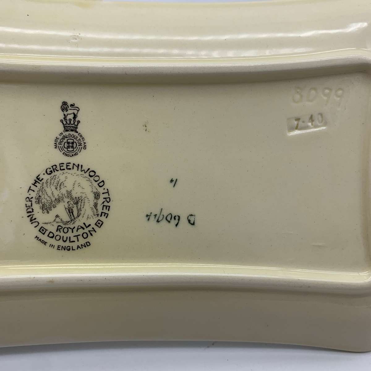 Royal Doulton 'Under the Greenwood Tree' Sandwich Tray (D6094)