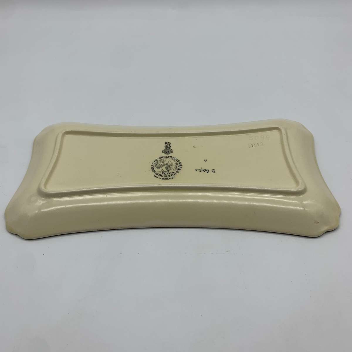 Royal Doulton 'Under the Greenwood Tree' Sandwich Tray (D6094)