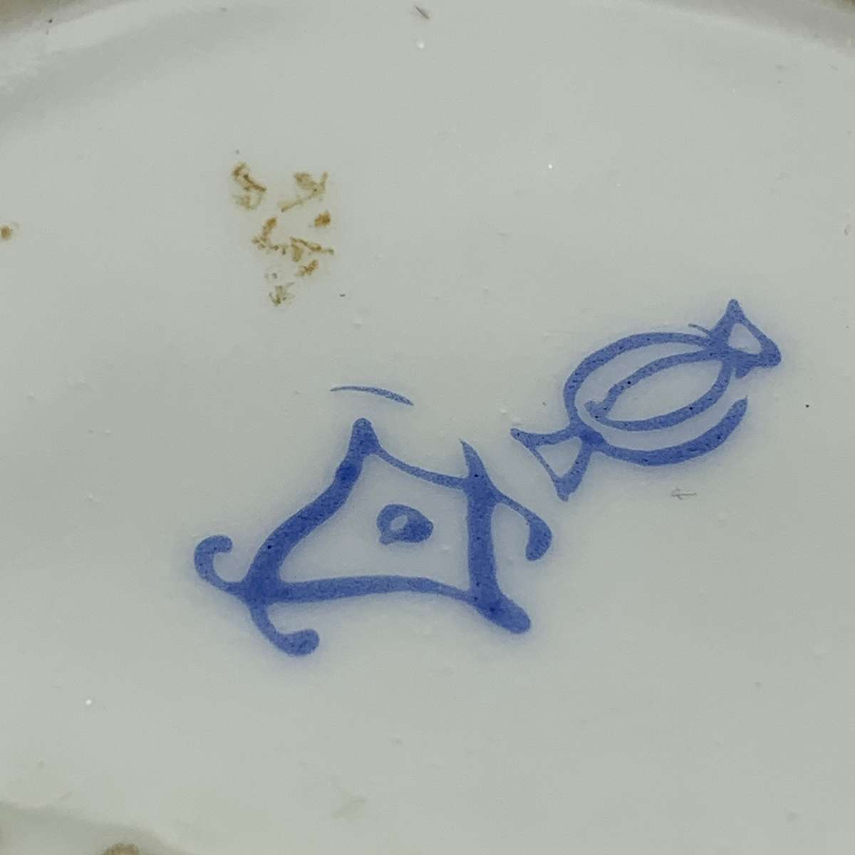 Early Hand-Painted Porcelain Trinket Box