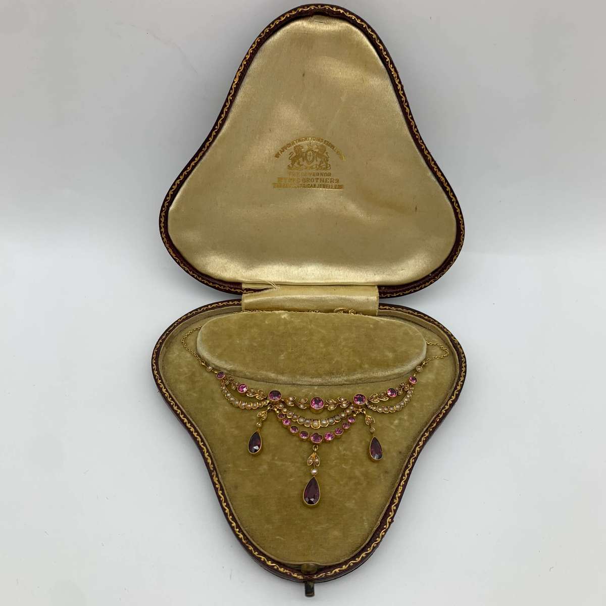 Antique Gold, Garnet & Seed Pearl Necklace (Cased)