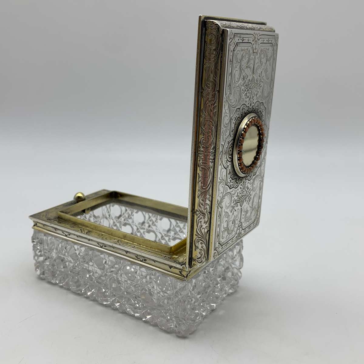 Fabulous Silver Gilt & Coral, Crystal Vanity Hinged Box (1866)