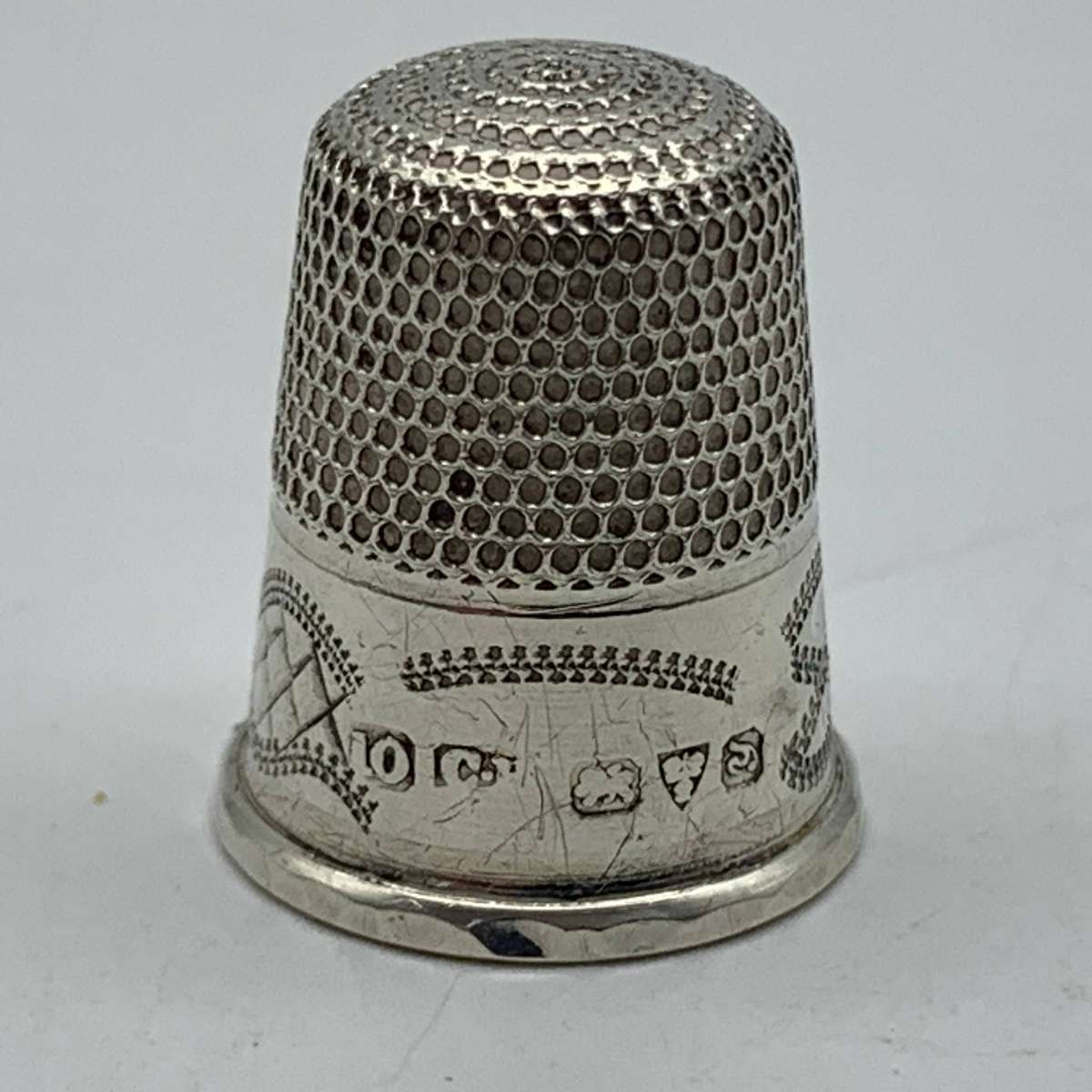 Antique Silver Thimble (Chester 1924)
