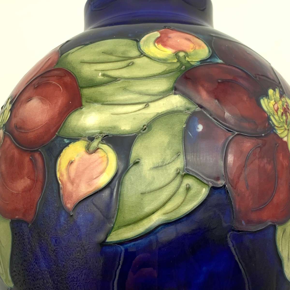 Very Large 1940/50's Moorcroft 'Clematis' Vase (Rare Shape)