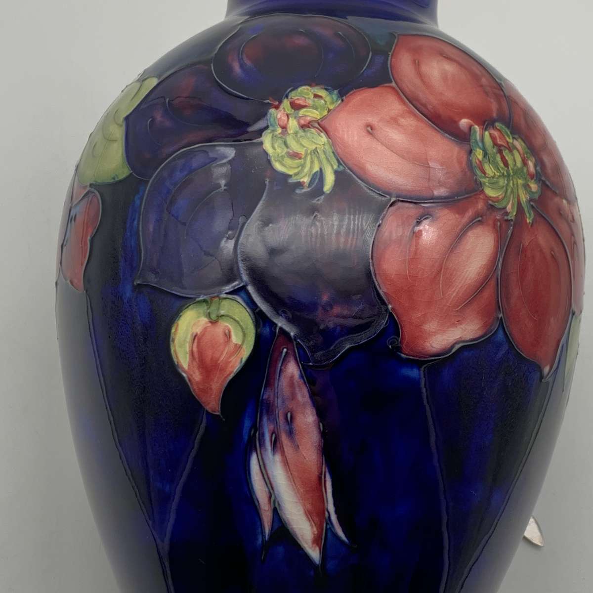 Very Large 1940/50's Moorcroft 'Clematis' Vase (Rare Shape)