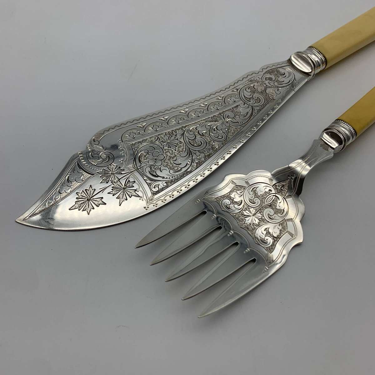 Lovely Antique Pair of Fish Servers