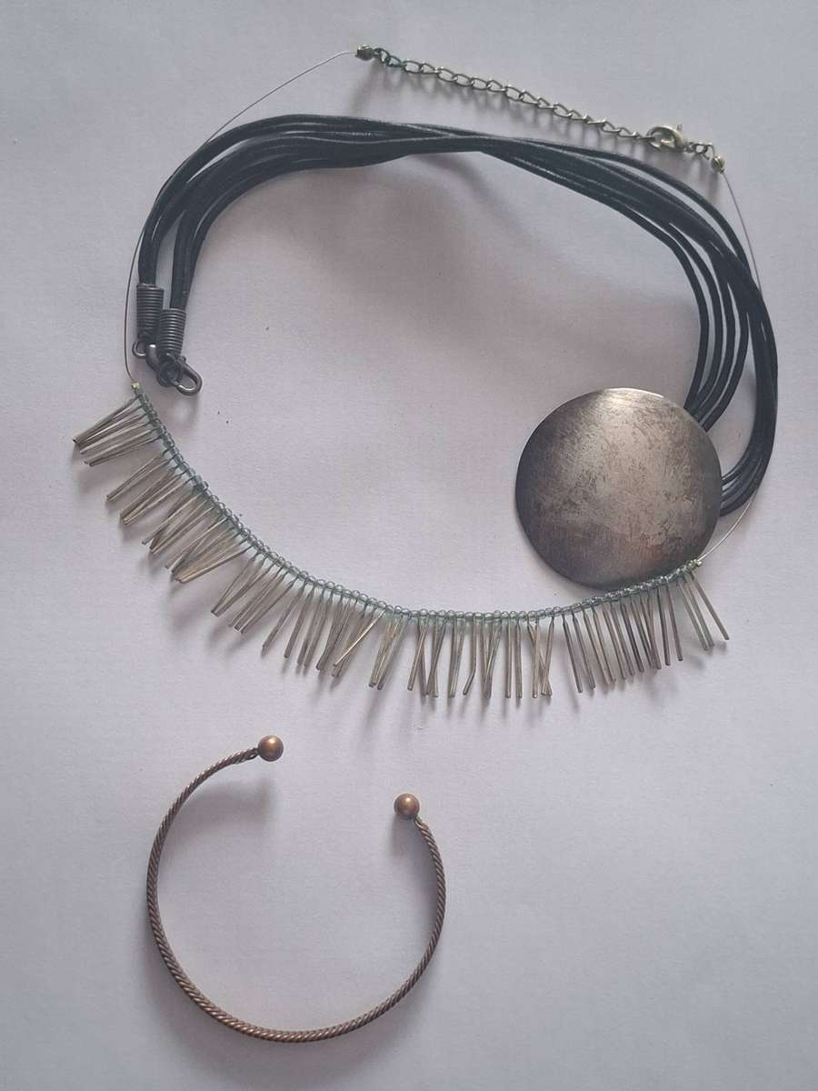 Lot C : Costume jewellery