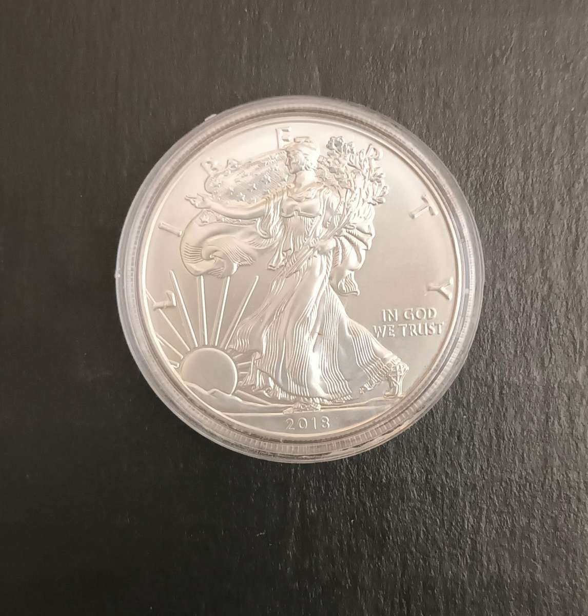 2018 ONE OZ UNITED STATES SILVER EAGLE COIN [CAP]