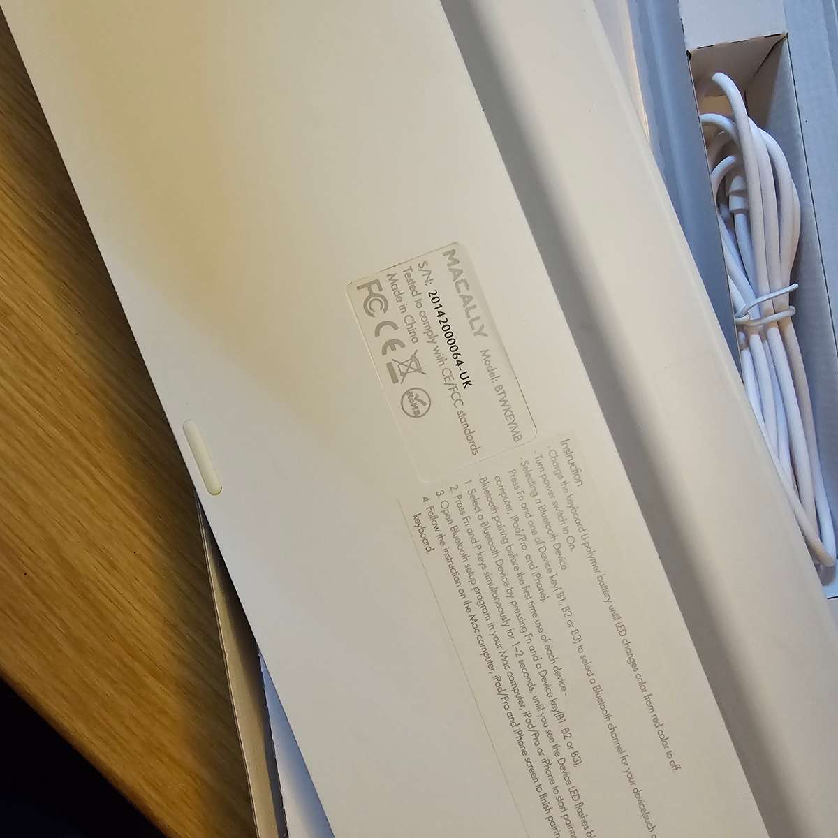 Macally - Slim Bluetooth keyboard for Mac  British English - Includes Numeric Keypad