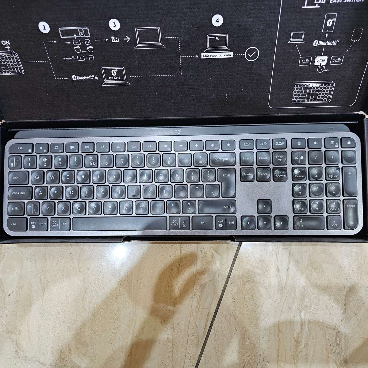 Logitech MX Keys Keyboard