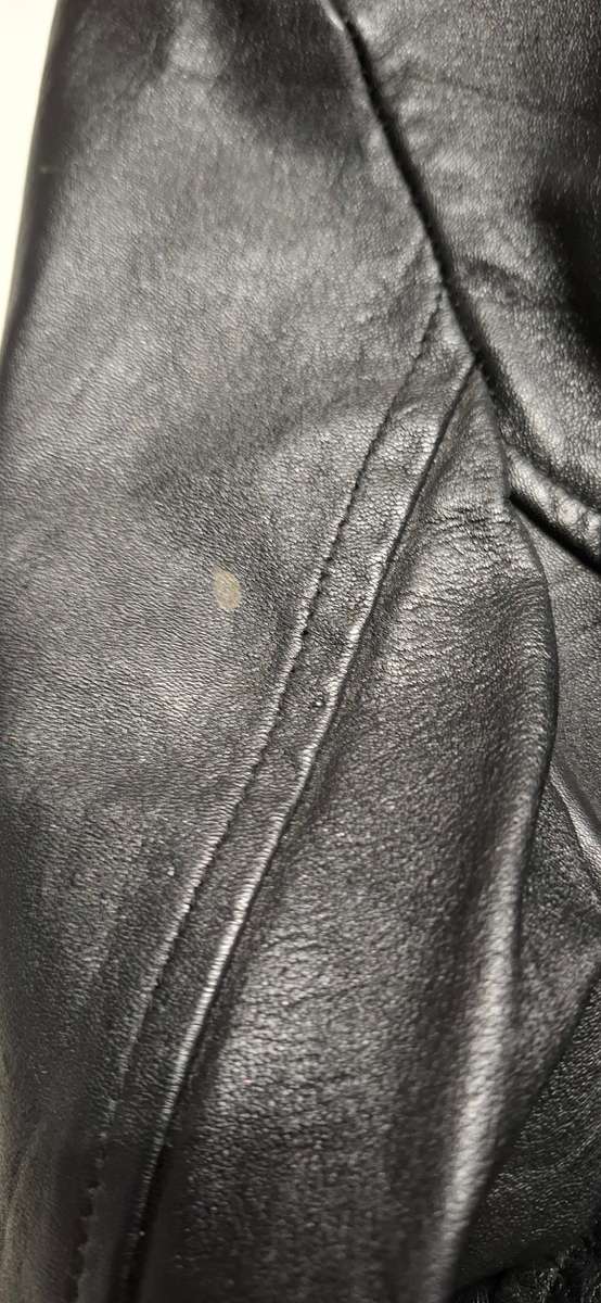 Vintage Genuine Leather Black Jacket - Ladies Size L - beautiful fit