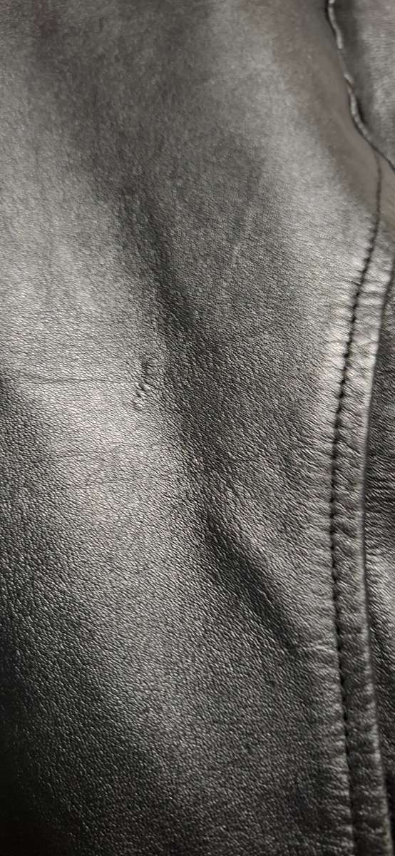 Vintage Genuine Leather Black Jacket - Ladies Size L - beautiful fit