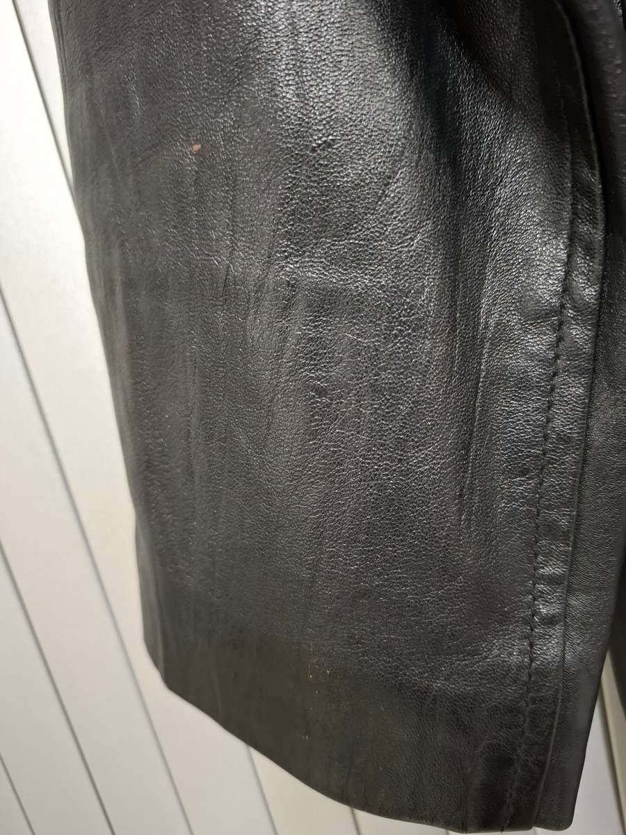 Vintage Genuine Leather Black Jacket - Ladies Size L - beautiful fit