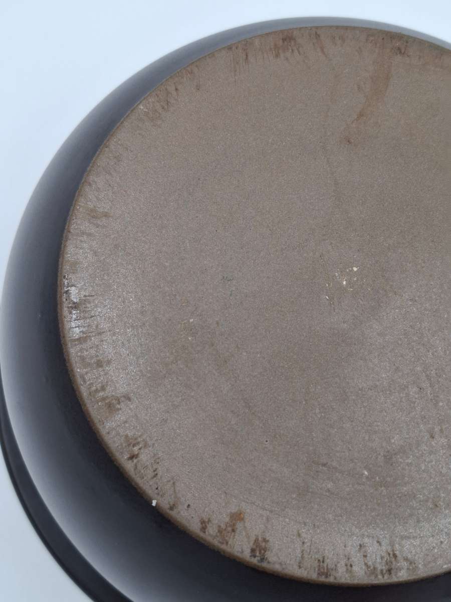 Mid-Century Chocolate Colour Casserole Dish with Lid - great condition - 22cm Diameter