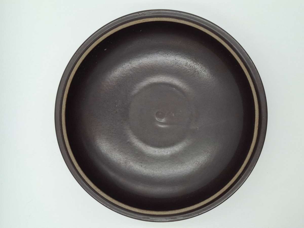 Mid-Century Chocolate Colour Casserole Dish with Lid - great condition - 22cm Diameter