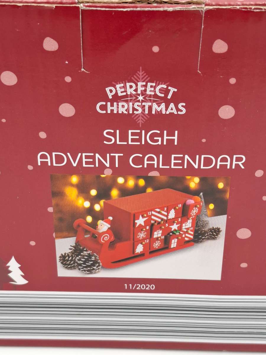 Advent Calendar Wooden Sleigh - A Perfect Christmas in Red -NEW in original packaging