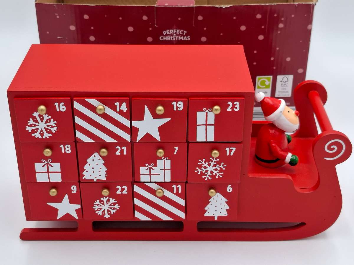 Advent Calendar Wooden Sleigh - A Perfect Christmas in Red -NEW in original packaging