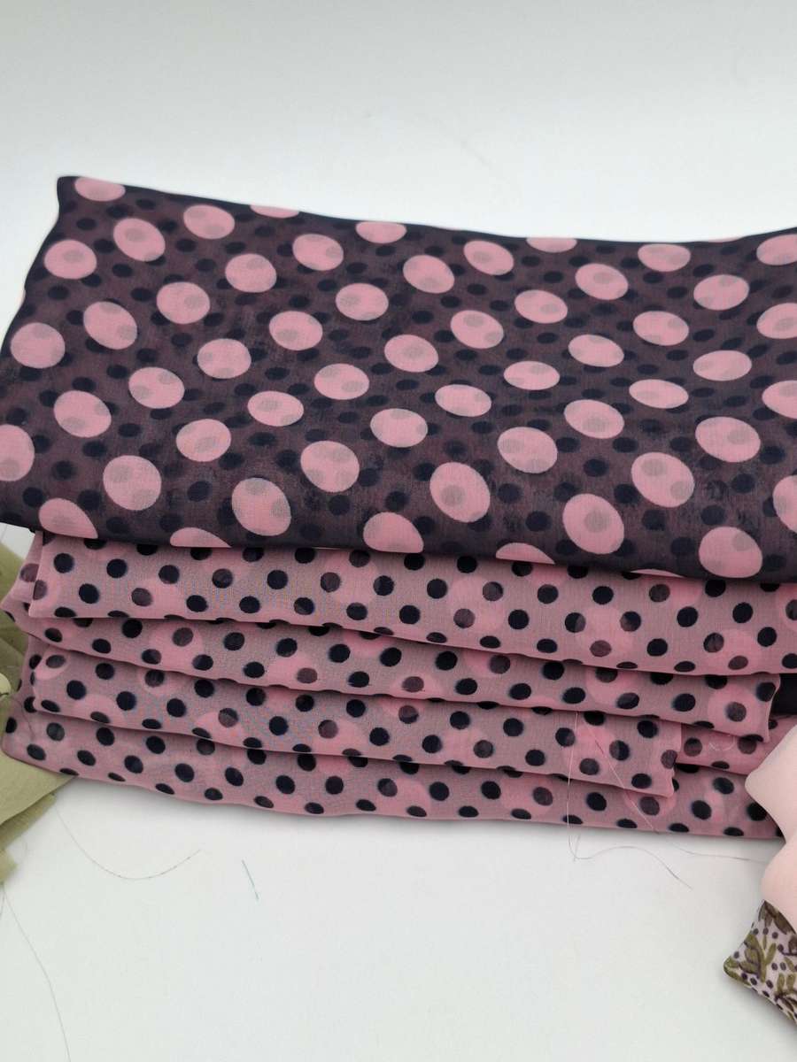 Light Pink & Green Fabric Batch - Precut in Rectangular Shapes for Head Scarves - with Thread