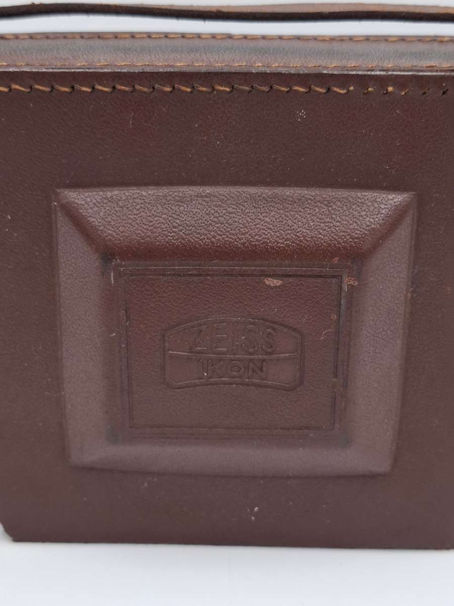 Vintage 1950's Zeiss Ikon Nettar 6x6 Folder Camera in the authentic Leather Case