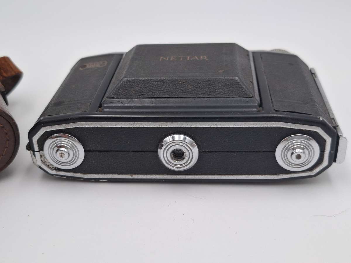 Vintage 1950's Zeiss Ikon Nettar 6x6 Folder Camera in the authentic Leather Case