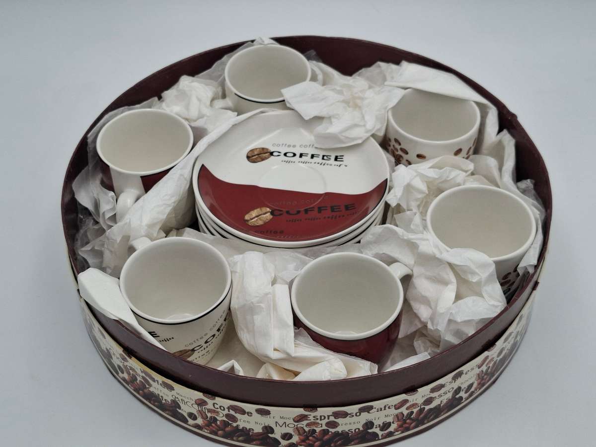 Espresso Coffee Set - 6 Cups & Saucers - Beautiful Coffee Bean Design - As new in Original Container