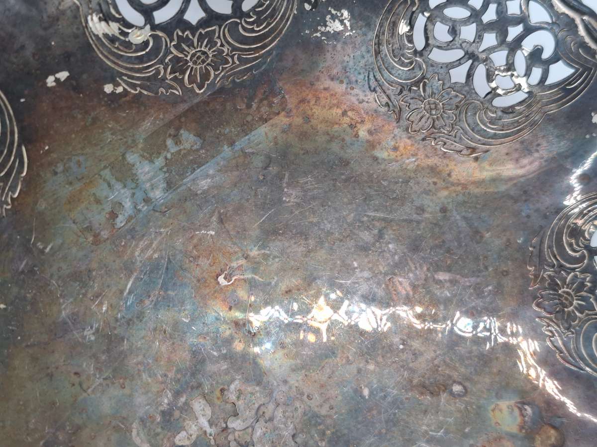 Vintage Filigree SP Bowl  with Round Ball Feet