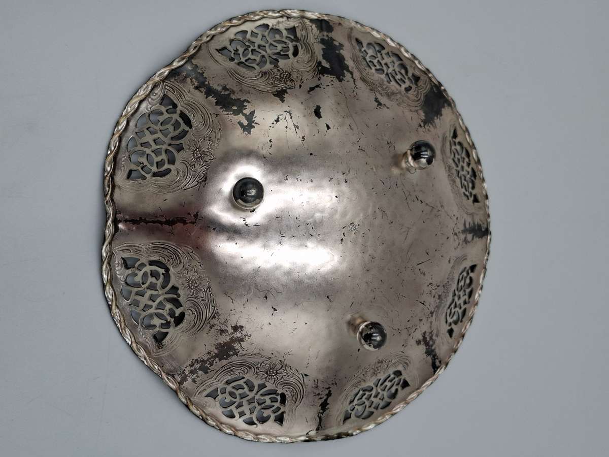 Vintage Filigree SP Bowl  with Round Ball Feet