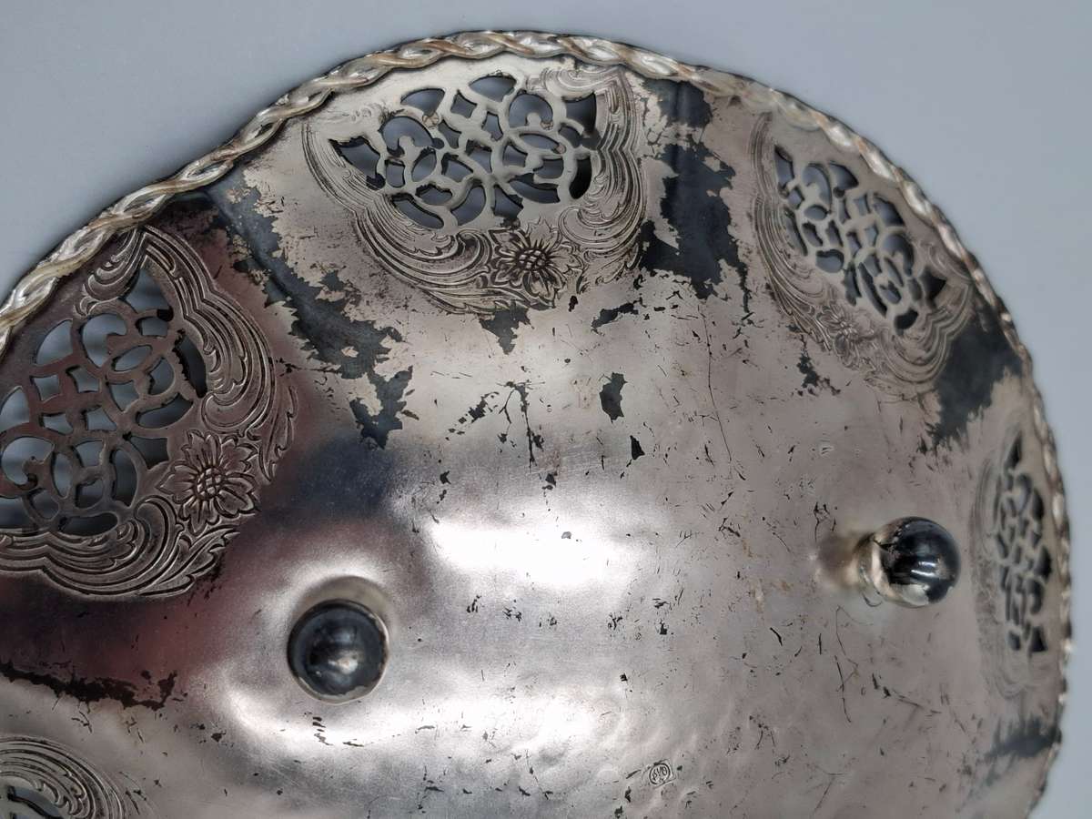 Vintage Filigree SP Bowl  with Round Ball Feet