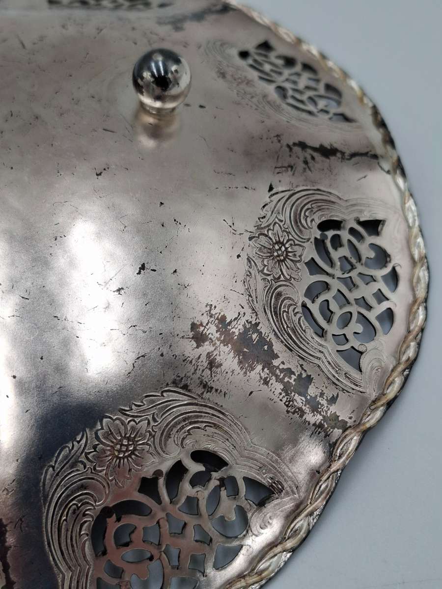 Vintage Filigree SP Bowl  with Round Ball Feet