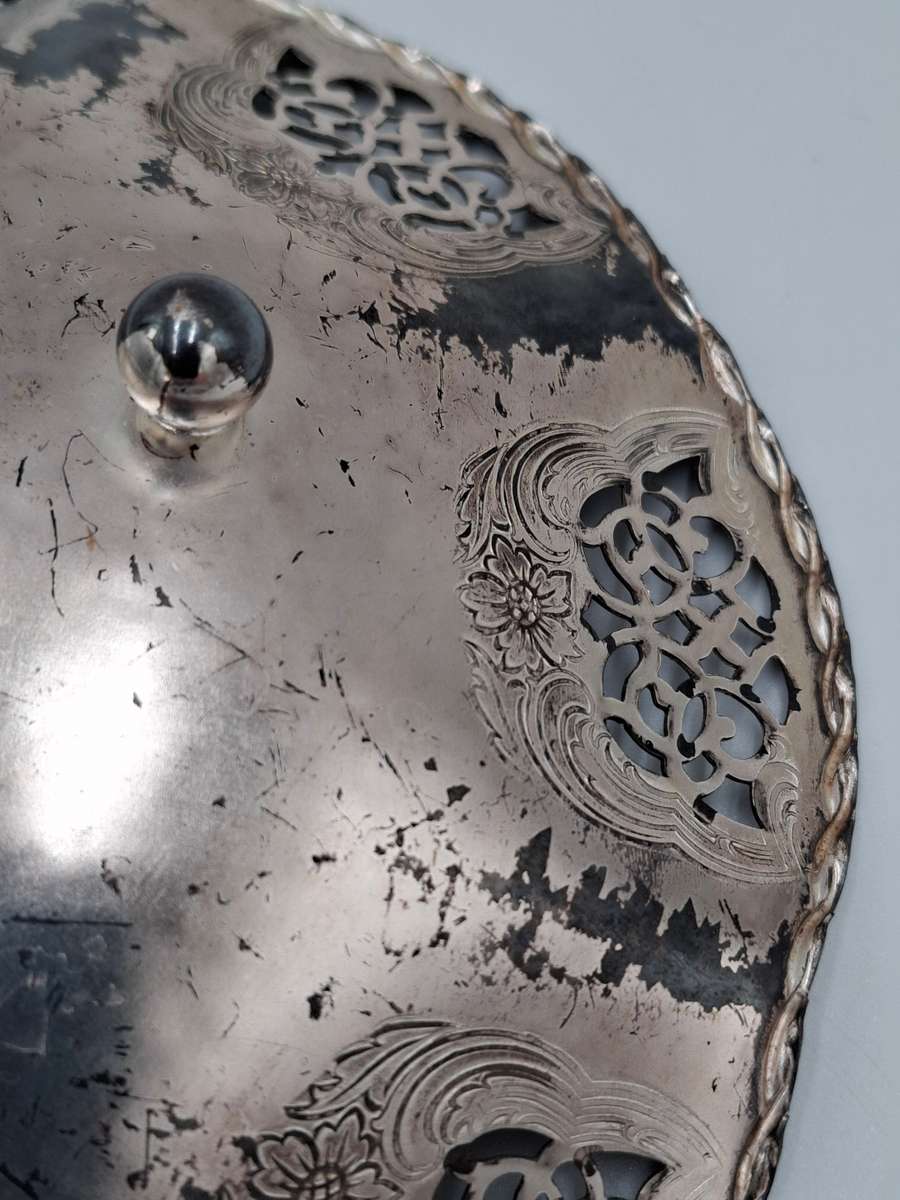 Vintage Filigree SP Bowl  with Round Ball Feet