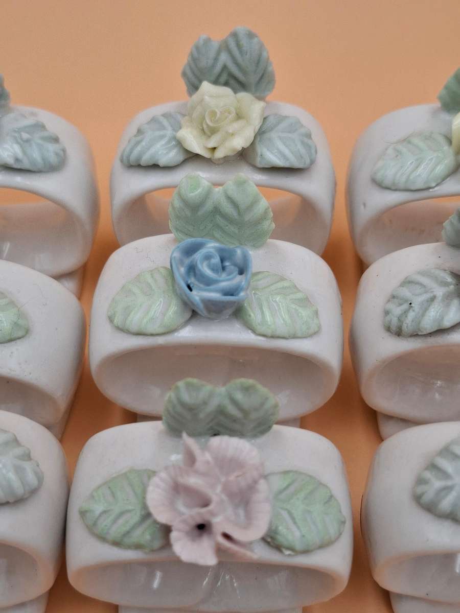 9x Vintage Floral Porcelain Napkin Rings - Floral Design - Blue Pink Yellow