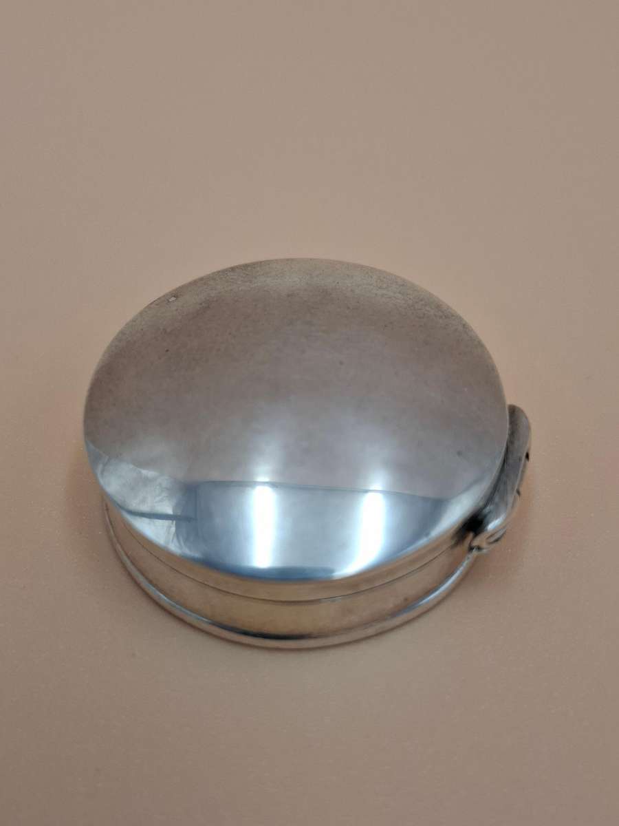 Vintage Pure 925 Silver Pill Box with Hinged Lid - 11g - A Keepsake