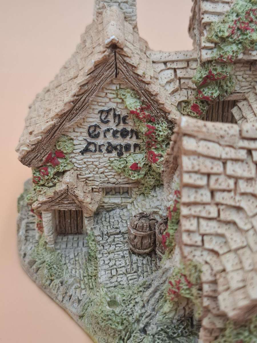 Vintage Miniature "Green Dragon Pub" by David Winter - Made & Hand Painted in UK - A Collectable