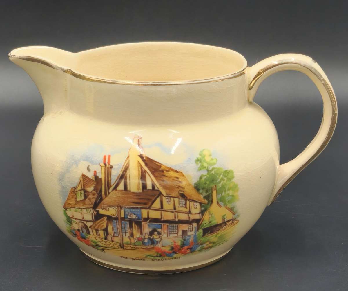 Vintage Arthur Wood "Ye Olde English Inns" Milk Jug - 11cm H - Great Condition