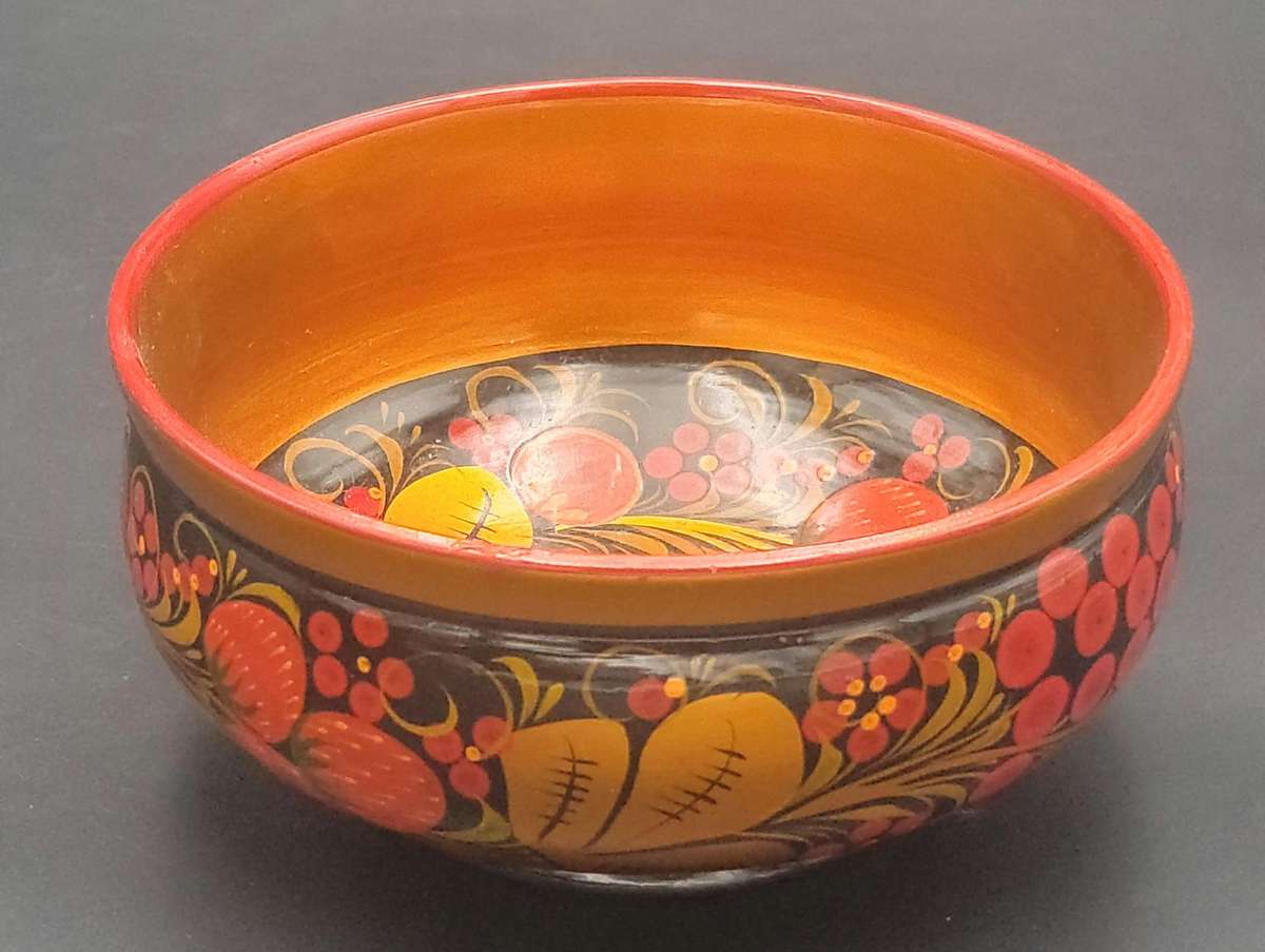 Vintage Russian Folk Art Khokhloma Hand painted Wooden Bowl and Spoon Set - 9 piece