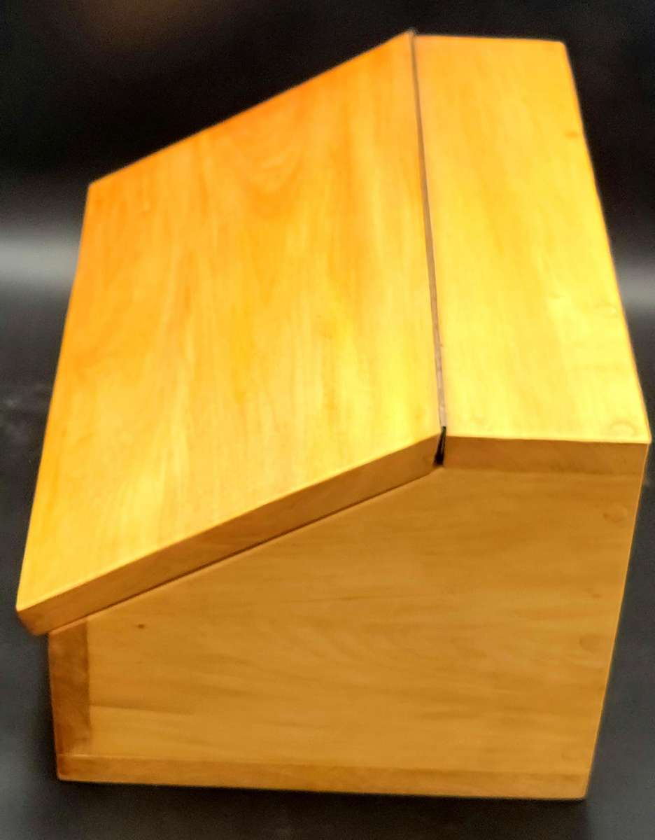 Vintage Solid Yellowwood or Paumarfin Bread bin - excellent condition