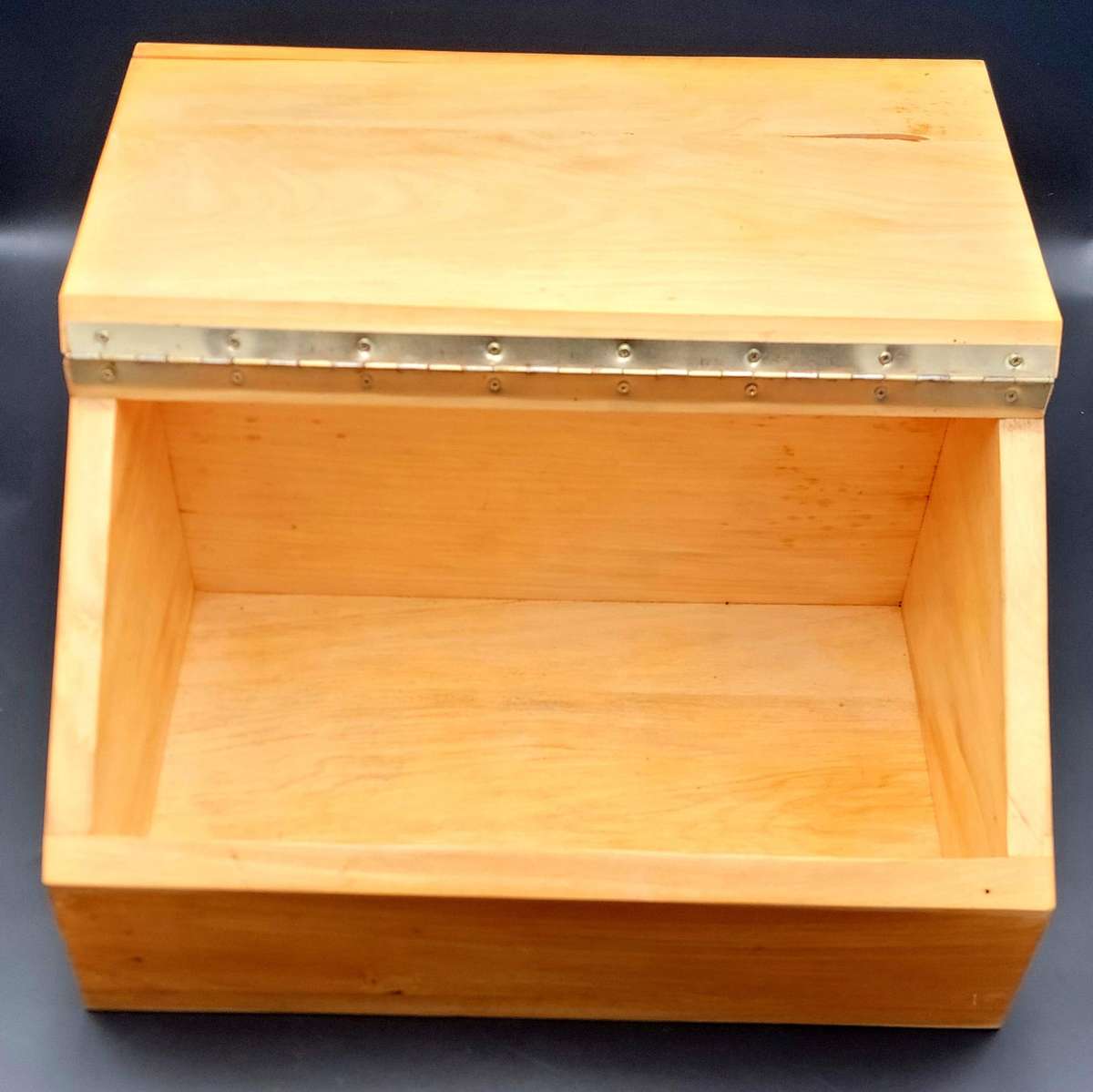 Vintage Solid Yellowwood or Paumarfin Bread bin - excellent condition