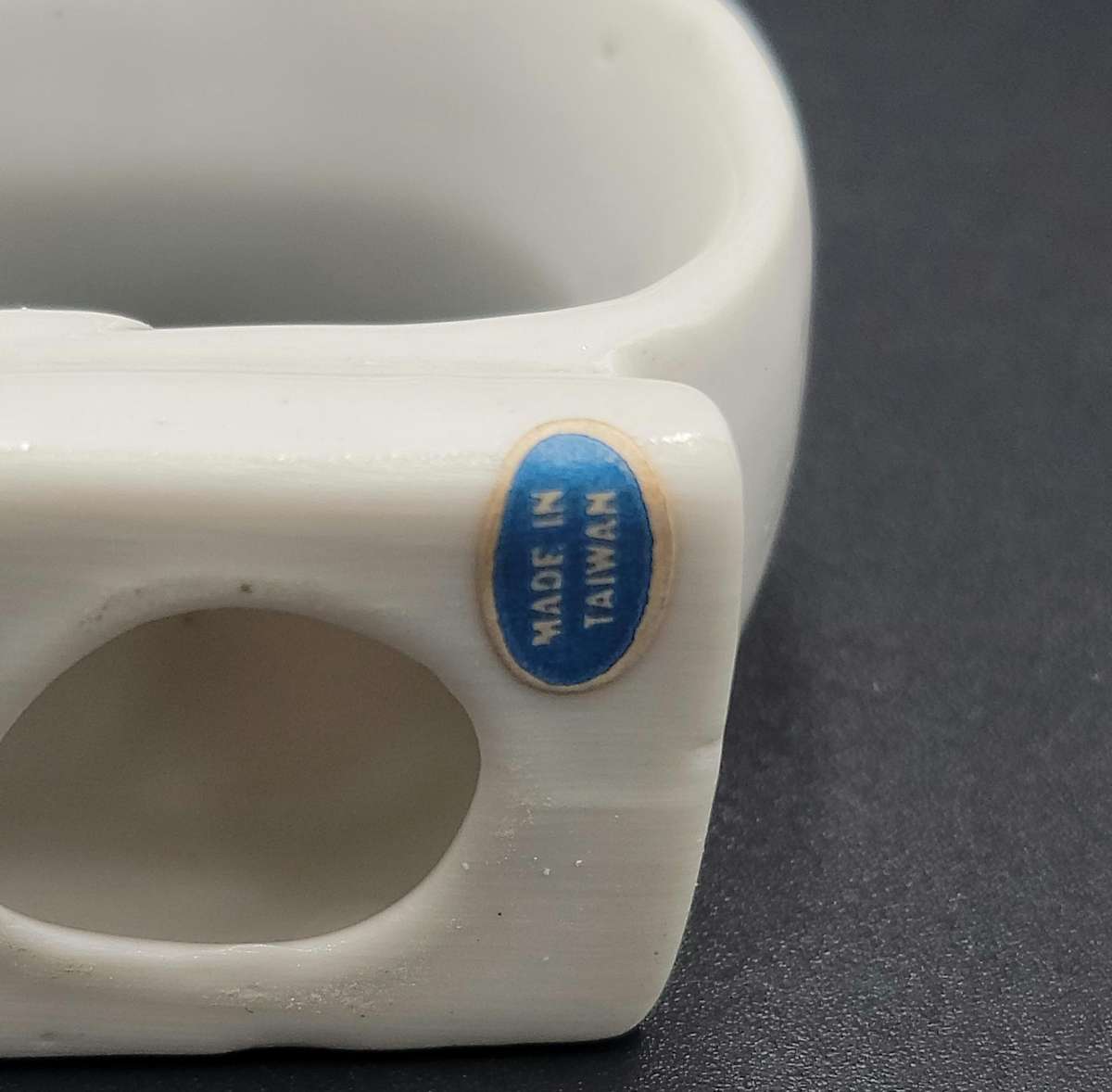 9x Vintage Floral Porcelain Napkin Rings - Floral Design - Blue Pink Yellow