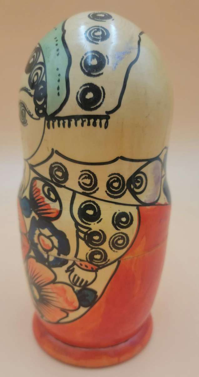 Matryosha/Babushka Wooden Dolls - 7 Layers with Vibrant Colours