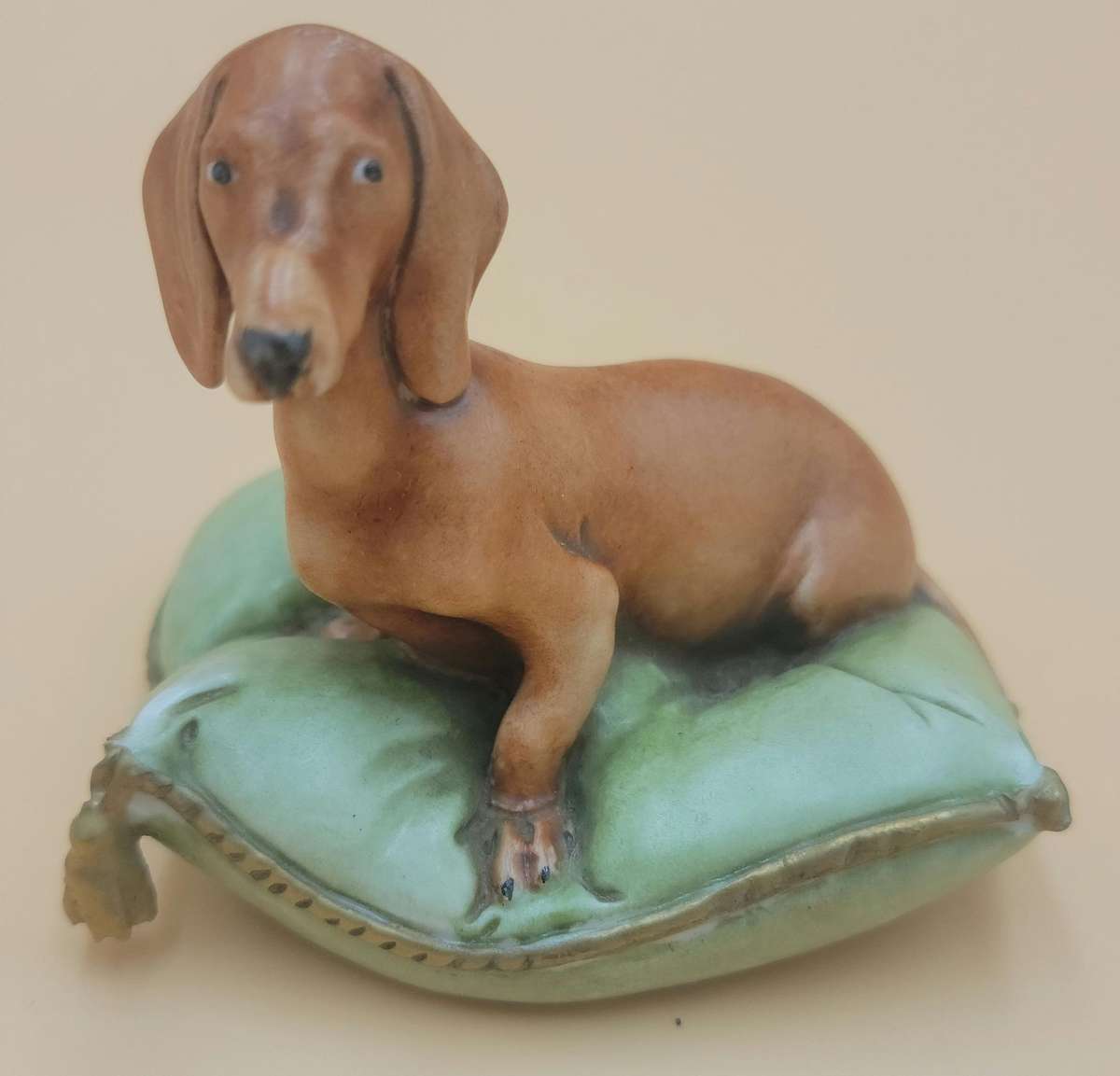 Vintage Capodimonte - Guiseppe Cappe Dachshund on Pillow Figurine - Royal Naples c.1958