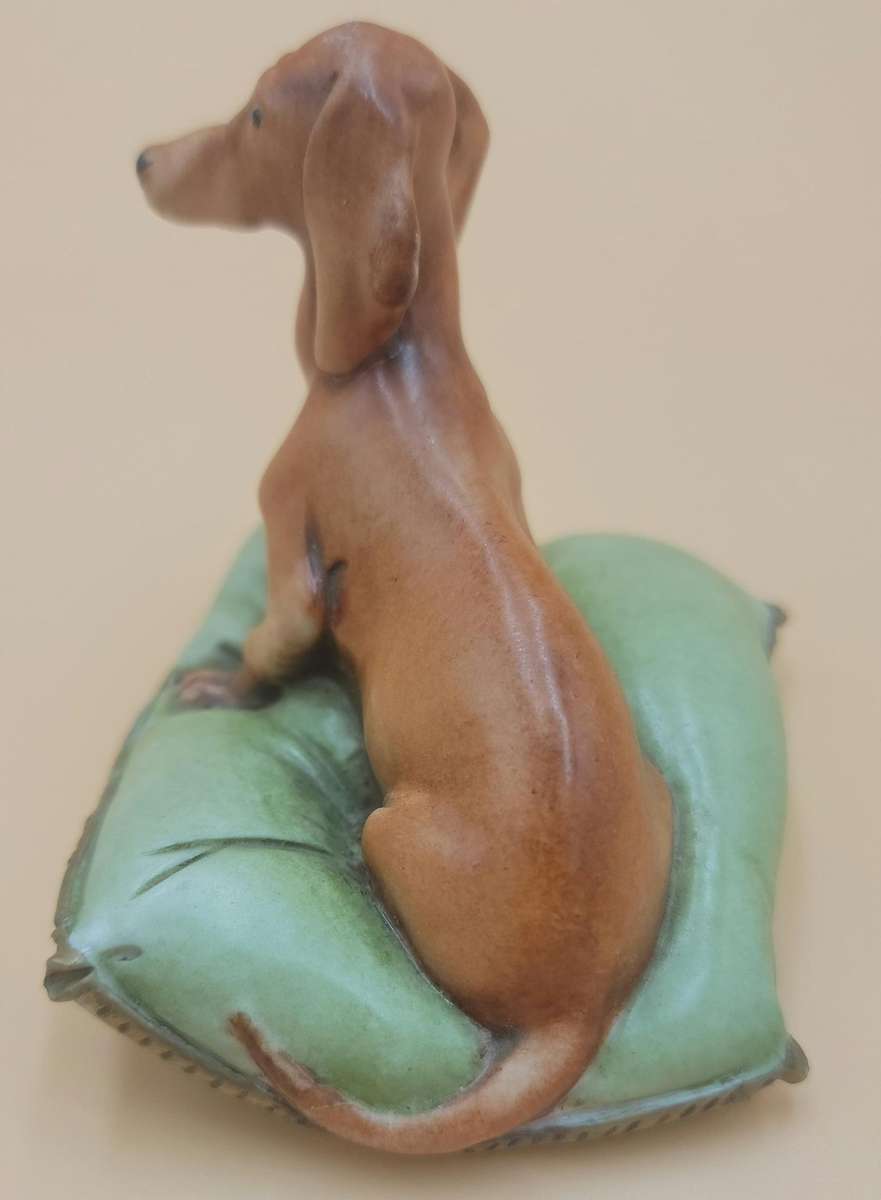 Vintage Capodimonte - Guiseppe Cappe Dachshund on Pillow Figurine - Royal Naples c.1958