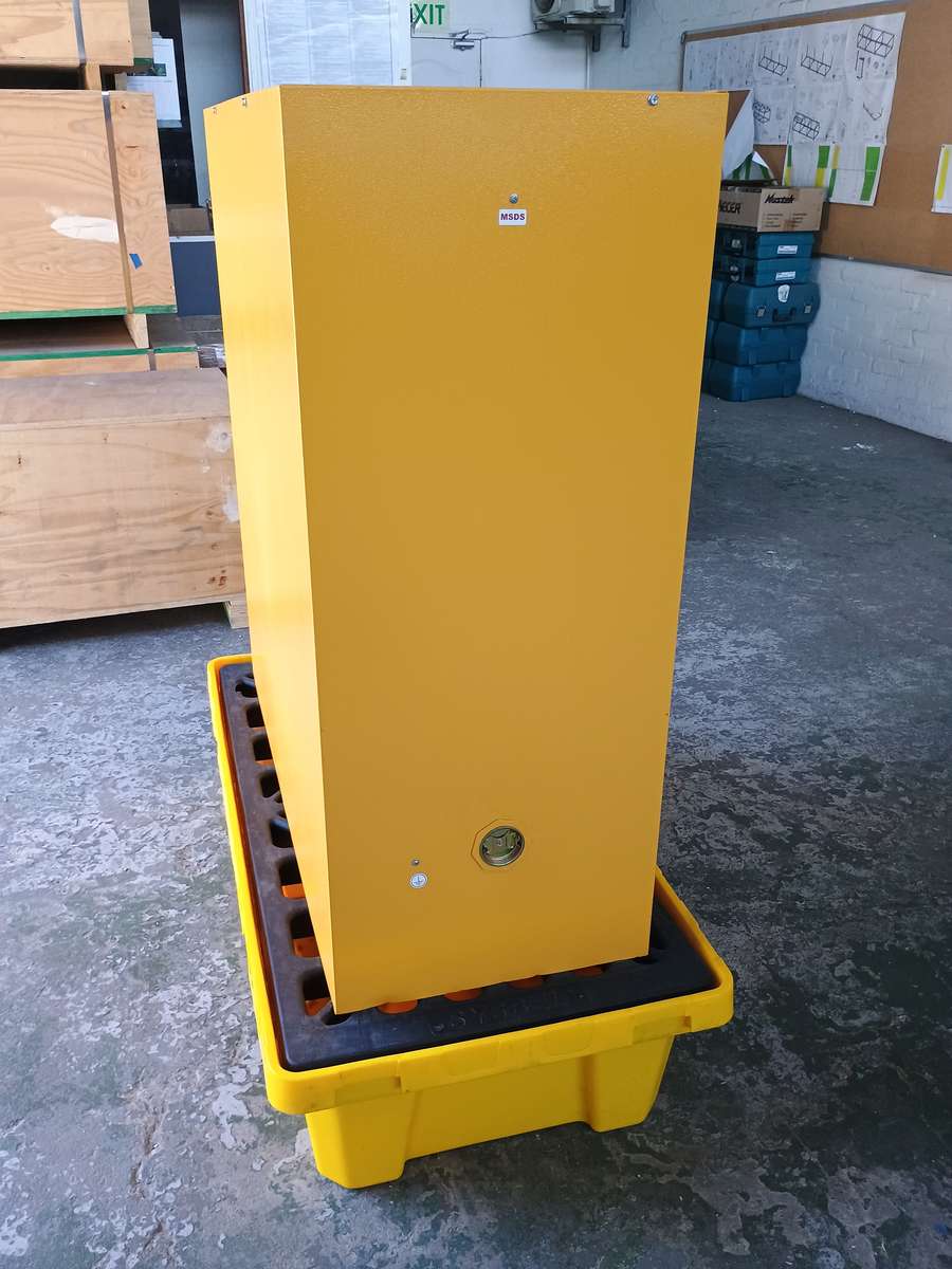 Sysbel Flammables Liquid and Chemicals Storage Cabinet 114Ltr with a Spillage Pallet