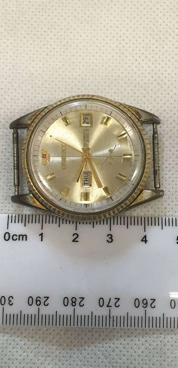 Job lot 1 of Non Working watches