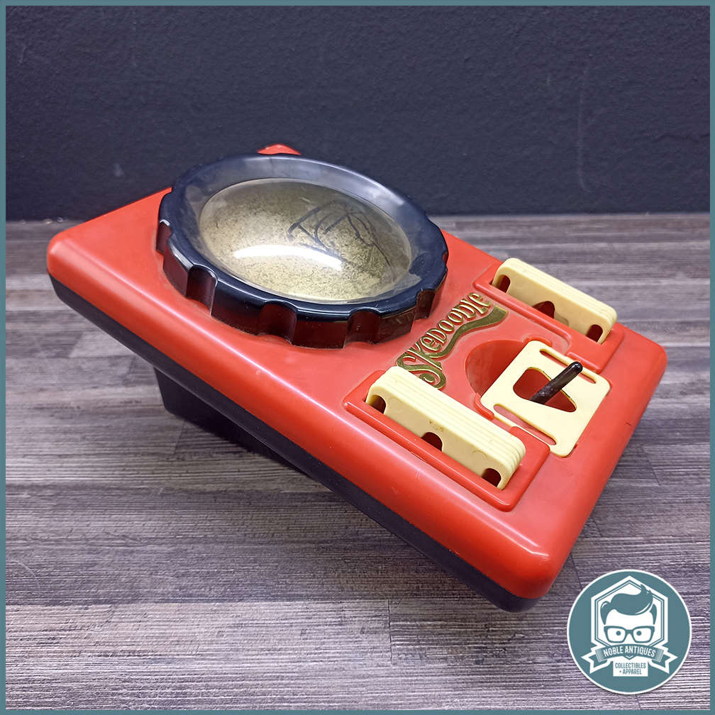 Complete Vintage 1979 Skedoodle Hasbro Drawing Toy!!!